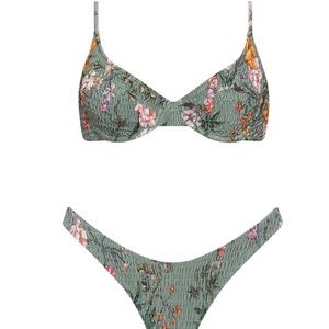 TRIANGL SARIA WILD PANSY SET